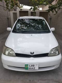 Toyota Platz 2002