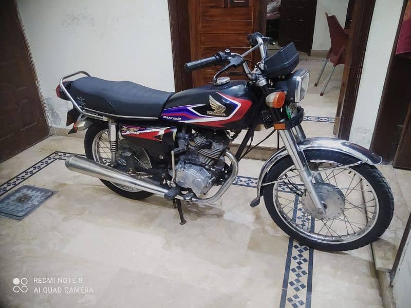 Honda 125(2017 Model) Black Color Neat And Clean Bike O3O96881O7O 6