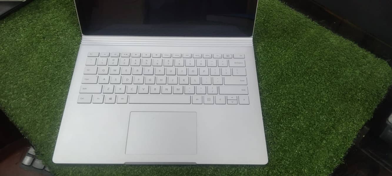 Laptop microsoft Surface book 2