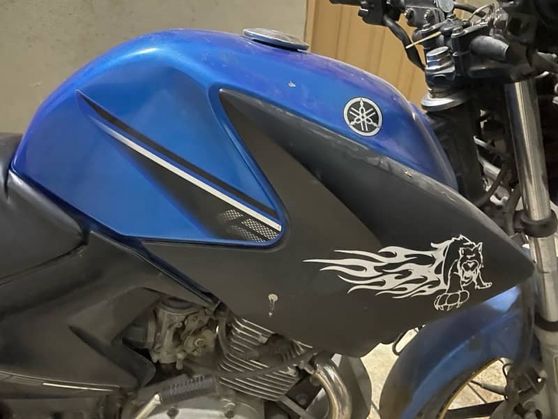 Yamaha ybr 125 model 2015 16