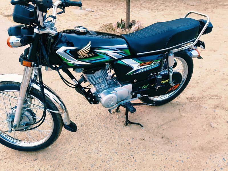 Honda CG125 2023 Model Lush Condition Golden number 2