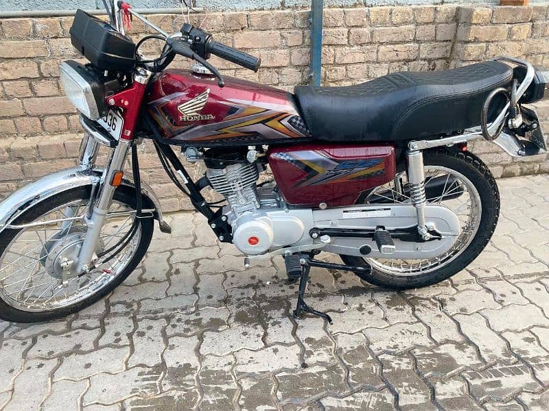 Honda 125 25 model 10 by 10 condition 2