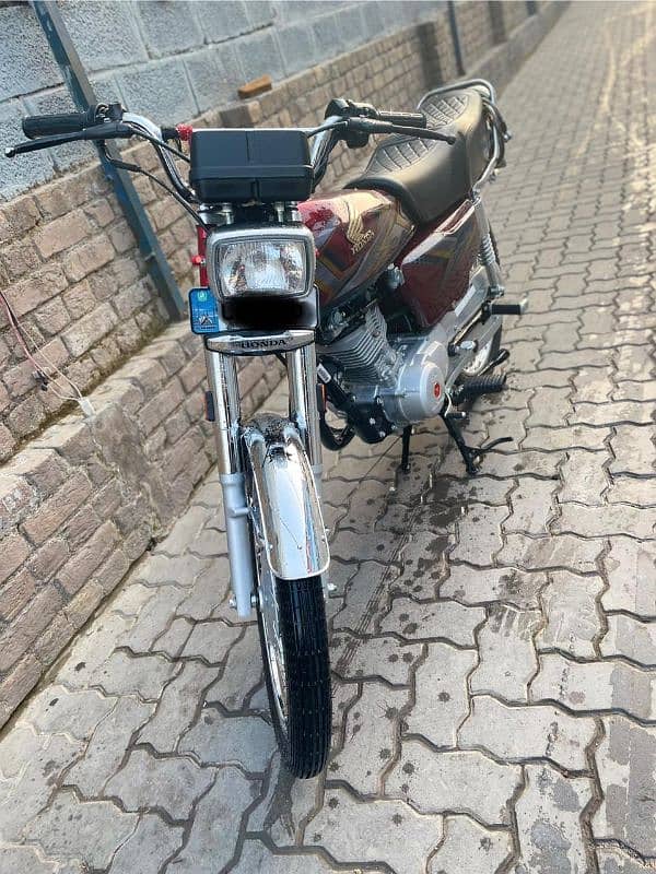 Honda 125 25 model 10 by 10 condition 3