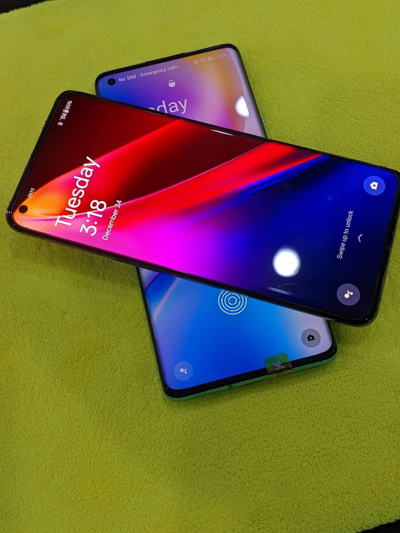 One Plus 8 Pro or Oneplus 9Pro 256GB 888 Snapdragon 2