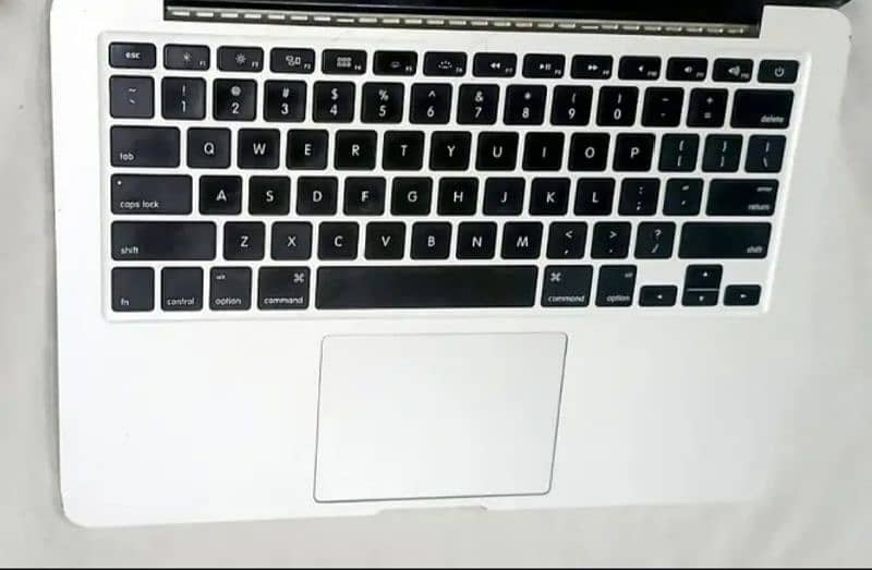 Macbook Pro 2015 | 10/9 Condition 1