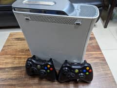 Xbox 360 & 2 original Controller