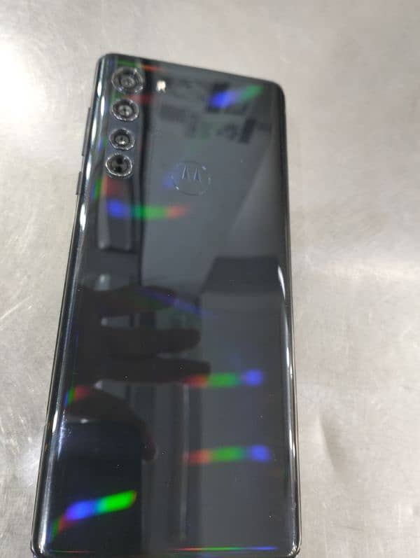 Motorola edge 2020 0