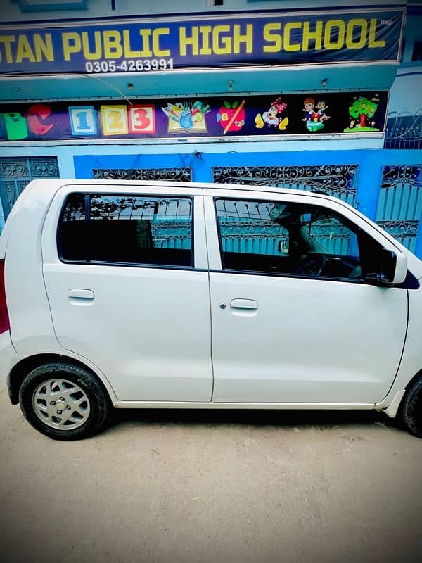 Suzuki Wagon R 2018 1