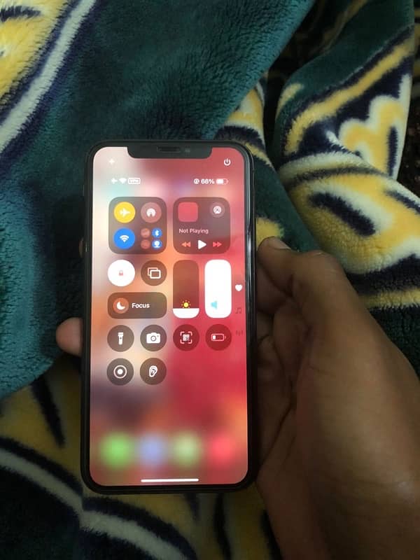 iPhone xs non PTA 64GB back break 0