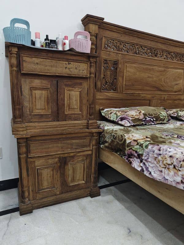 Sheesham wood (Taali) Solid Bed Set 1