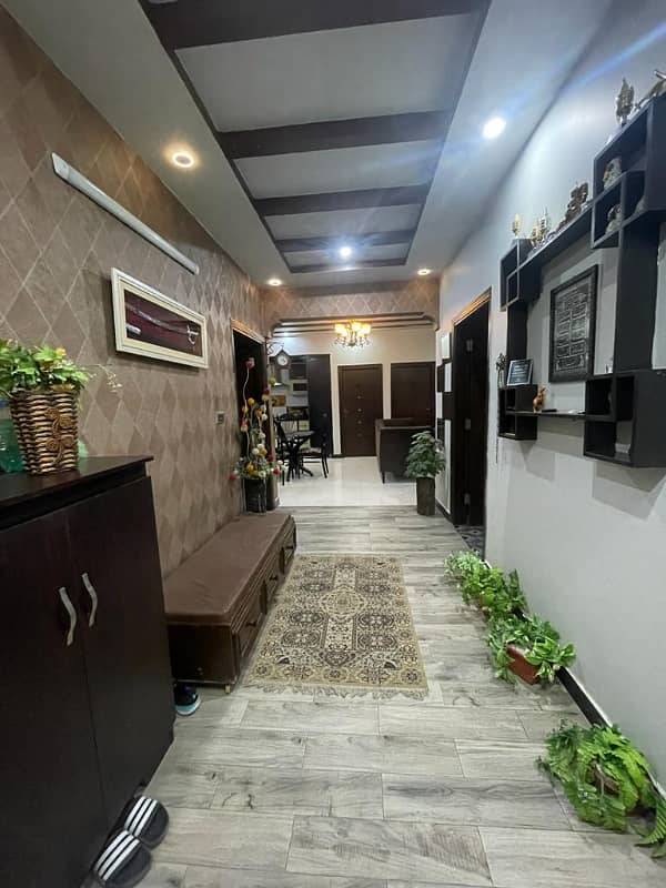 300 sqyds Corner Bungalow in Gulshan e Iqbal Block 13D 5