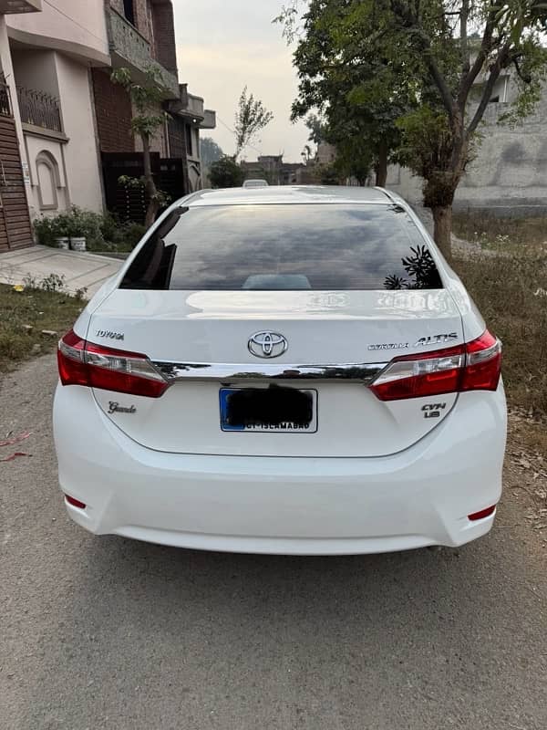 Toyota Altis Grande 2016 1