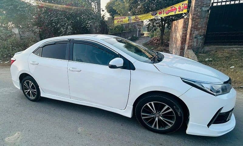 Toyota Corolla Altis 2018 1