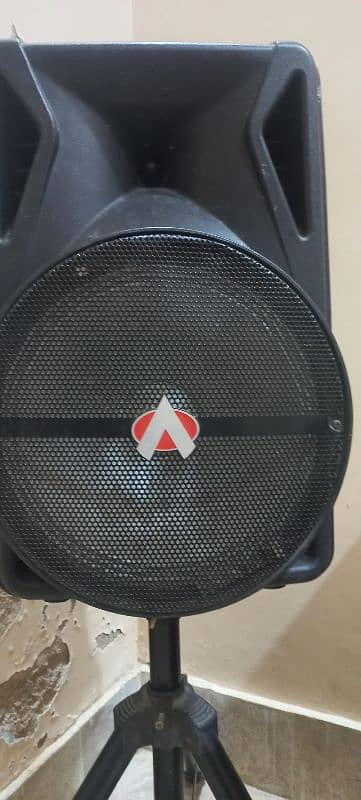 Adionic speaker for sale all accessories available 0