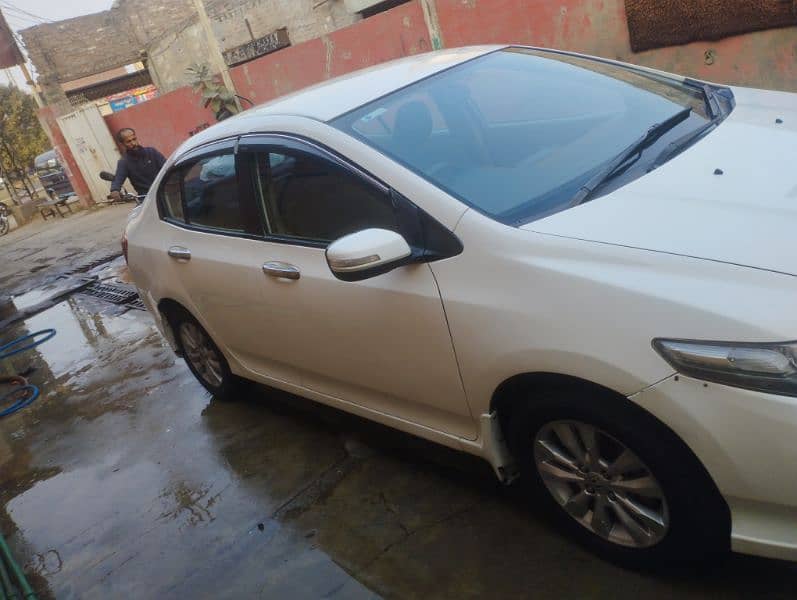 Honda City Aspire 2015 3