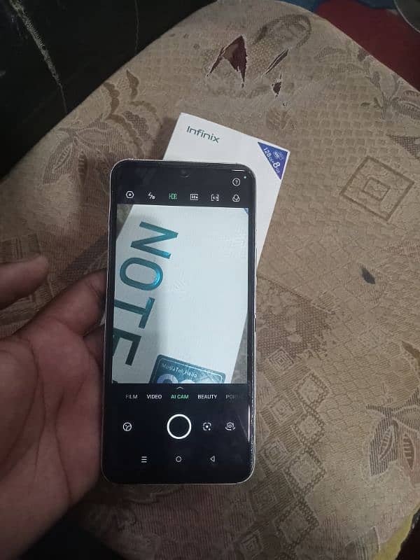 Infinix not 12 8+8+8+128 1