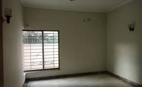 One Kanal upper Portion Available For Rent in dha phase 1