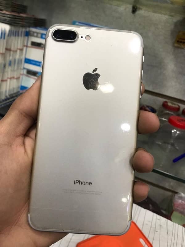 iphone 7 plus 32 GB  PTA approved battery change panel change baqi all 4