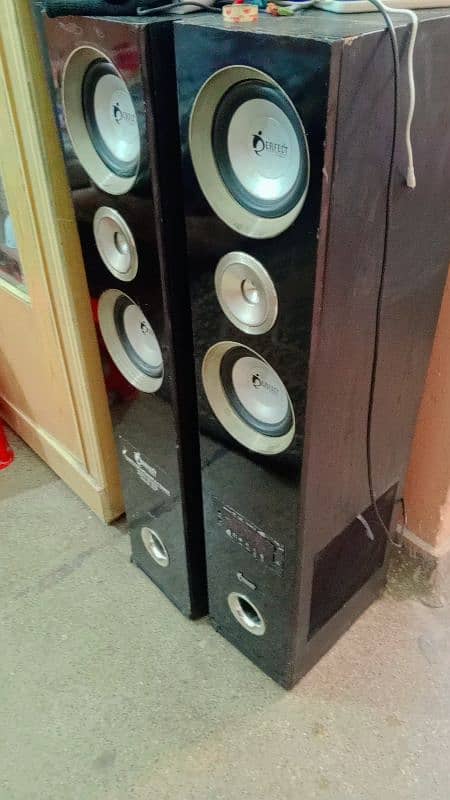 PERFECT HOME THEATER TOWER SPEAKERS 2