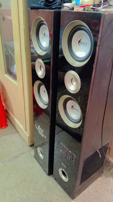 PERFECT HOME THEATER TOWER SPEAKERS 3