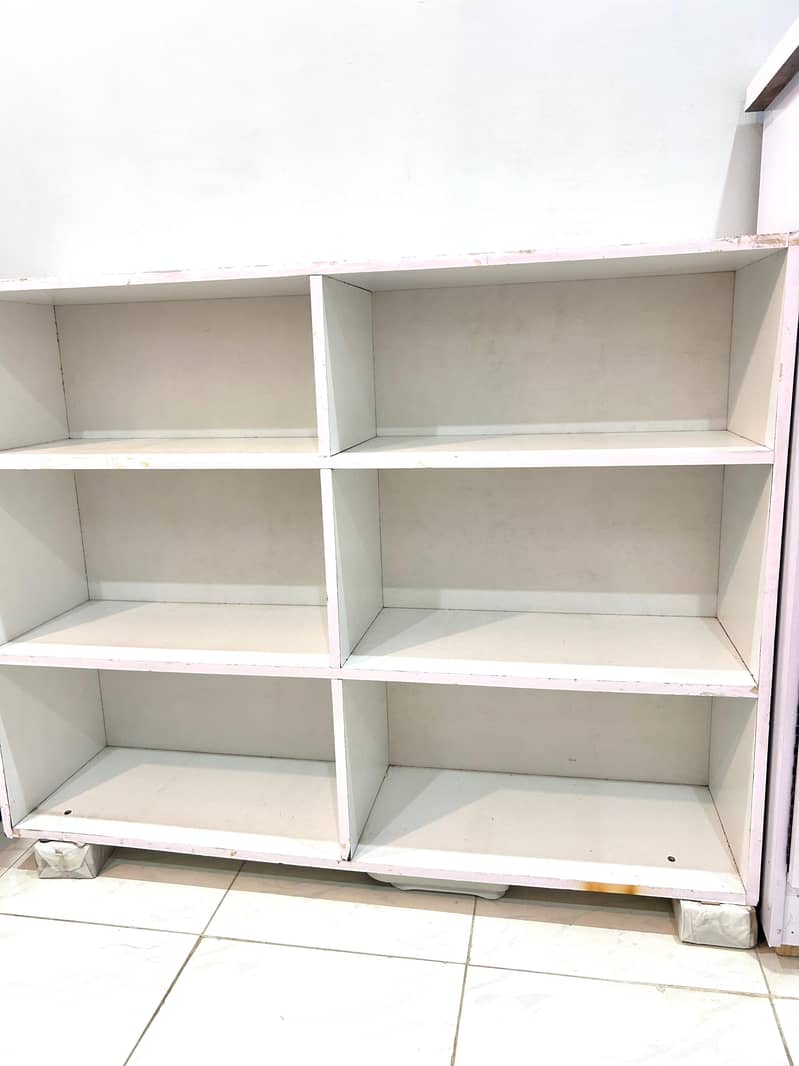 white wooden bookshelf 1