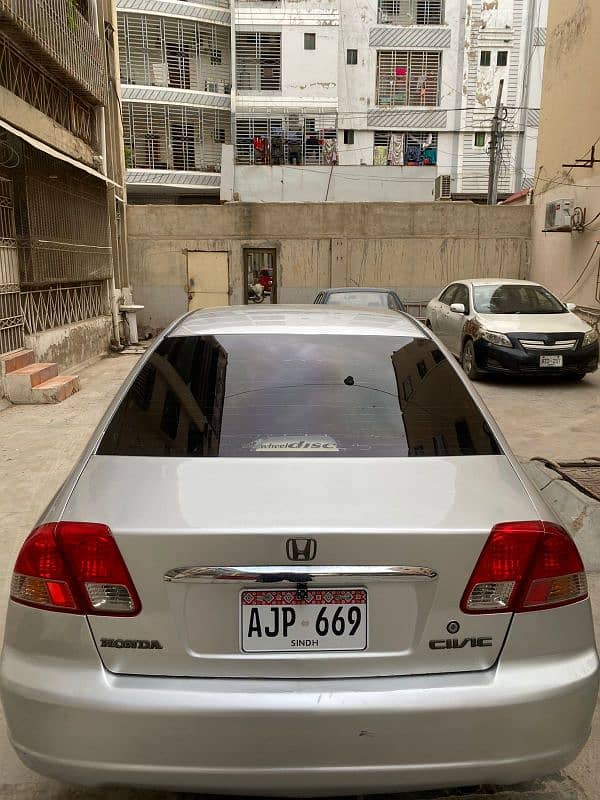 Honda Civic 2005 5