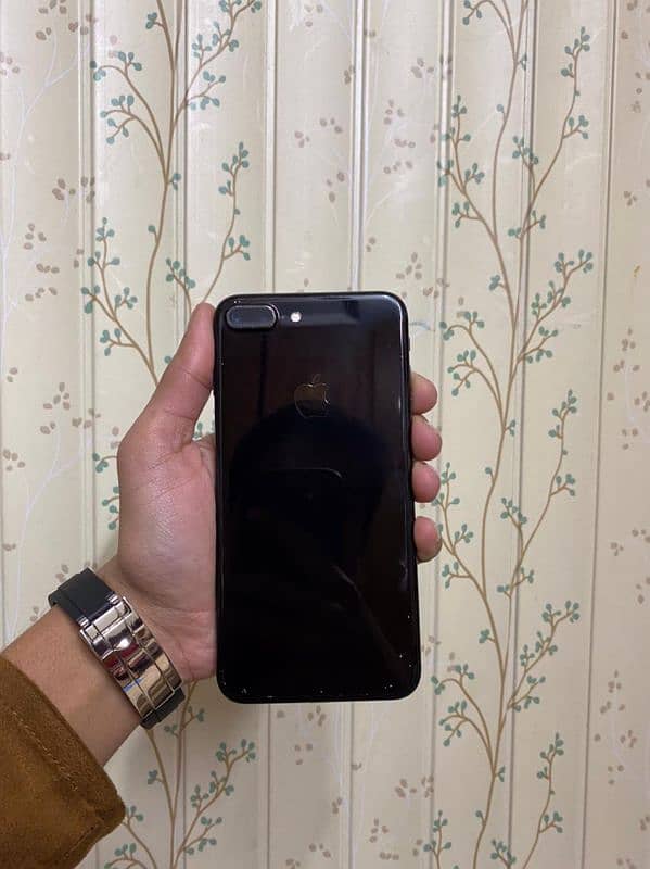 I phone 7 plus 128gb office PTA proved 1