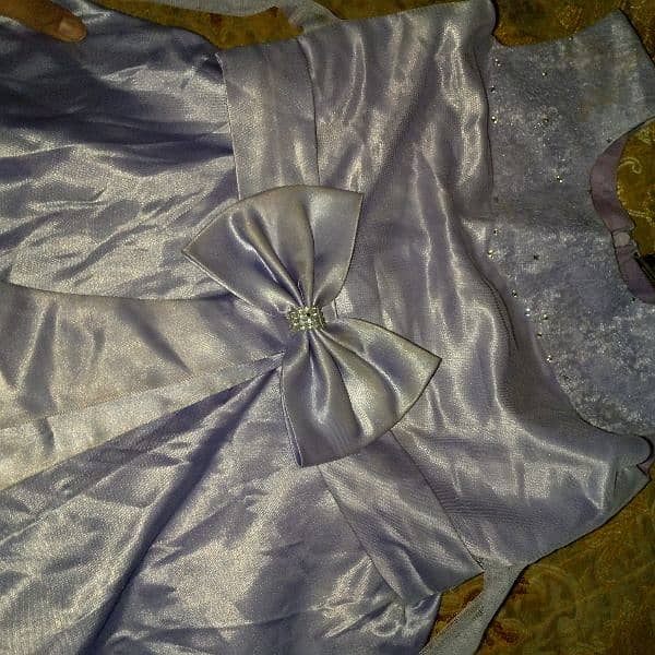 frocks for girl s age 6 or 7 used from but looking like a new 2