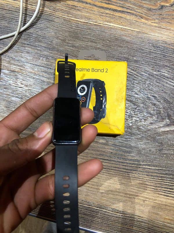 Realme Band 2 With Orignal Accessories And Box. 4