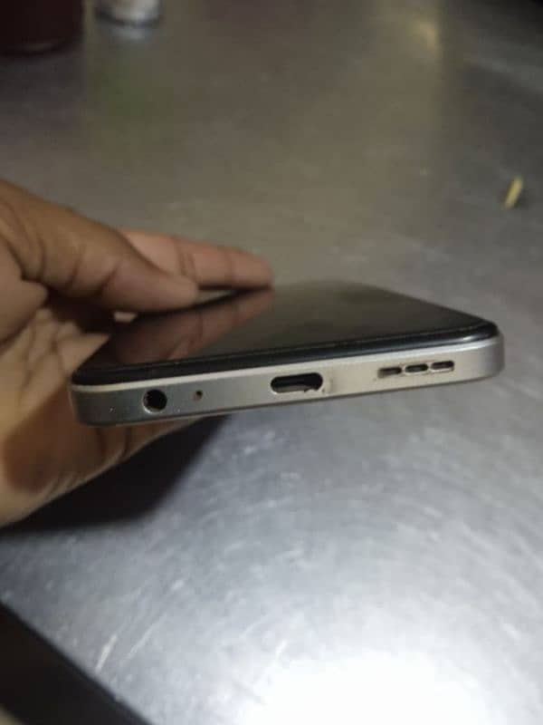 infinix 30 play with compleat box for sell 0