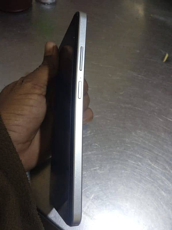 infinix 30 play with compleat box for sell 1