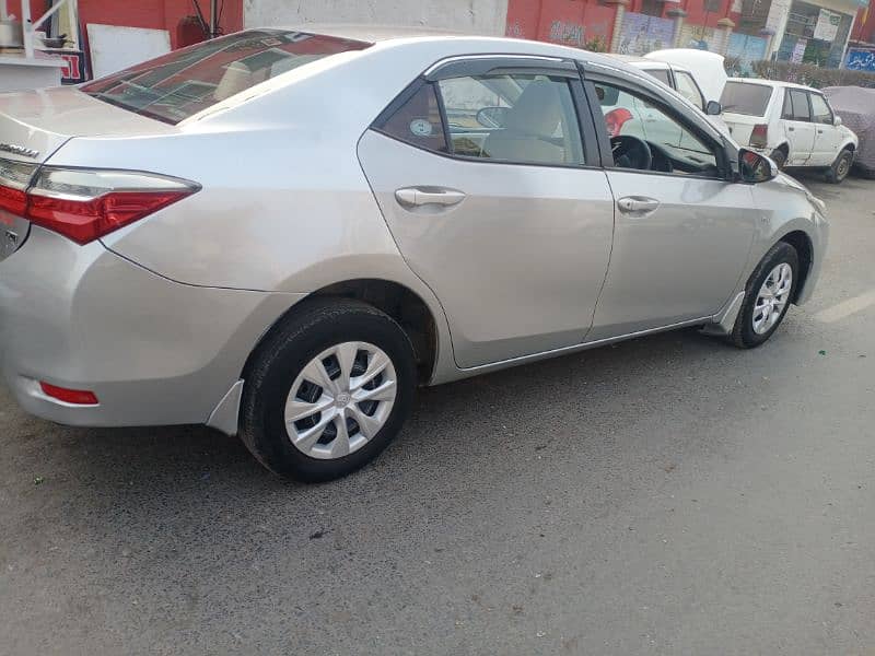 Toyota Corolla GLI 2018 (03247607332) 4