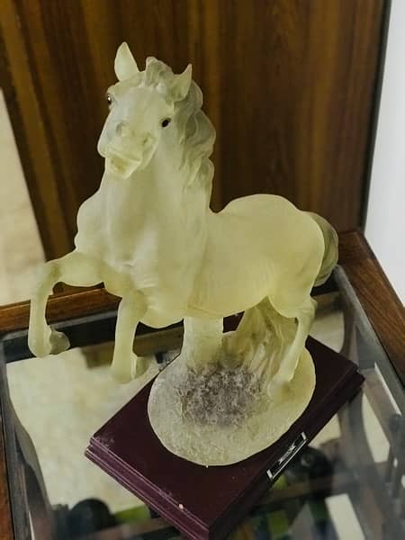 Vintage Elegant Horse Showpiece 5