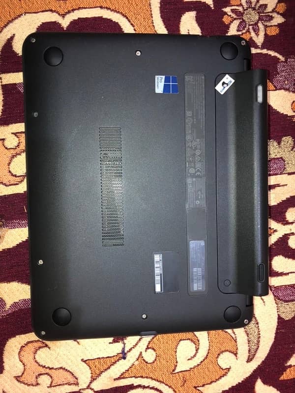 hp laptop i5gi  4gb ram 128gb ssd 4.4 gb pan battery backup 3 to4hours 2