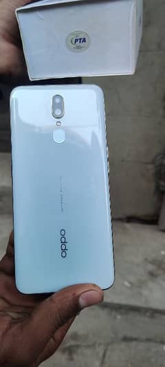 oppo f 11 urjent sale