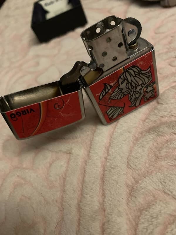 ZIPPO LIGHTER BRAND NEW 5