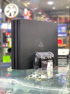 ps4 pro CUH-7215b (10/10) condition