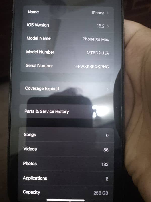 iphone xs max in black 6