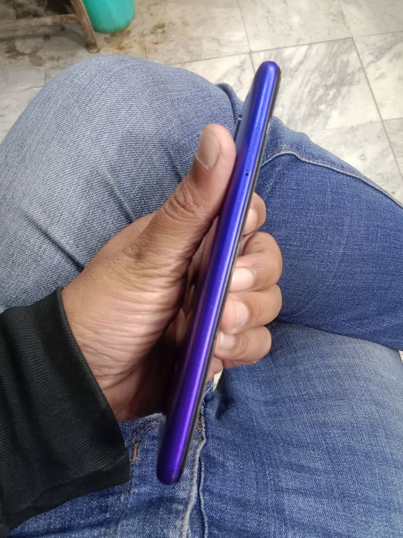 REDMI 9 3GB 32GB CONDITION 10/9 4