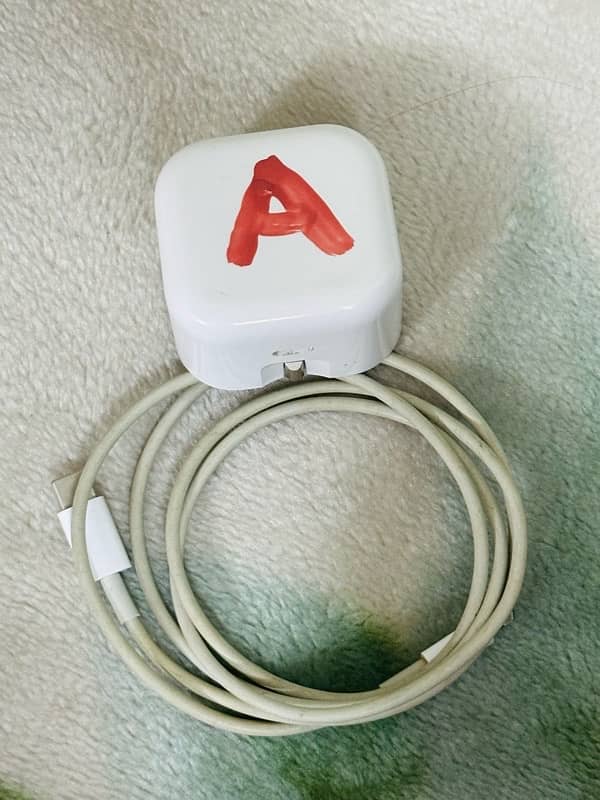 Apple Original Charger 3