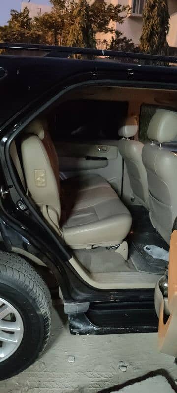 Toyota Fortuner V 2013 VIP condition Urgent Sale /0333/2211/22/9 14