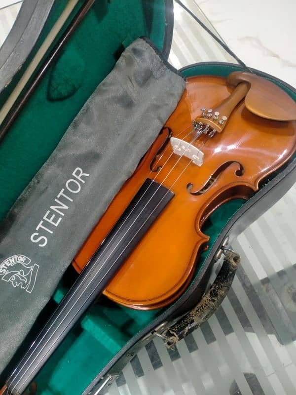 stentor violin 4/4 made in Romania with hard case professional violin 17