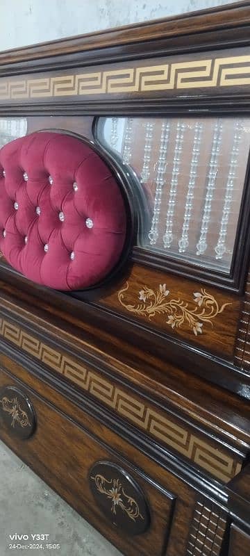 solid wood Bridal bed set complete urgent sale 3