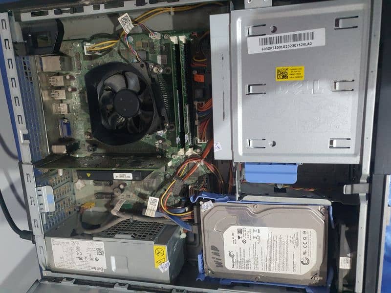 selling pc DELL core i3 4th generation 2