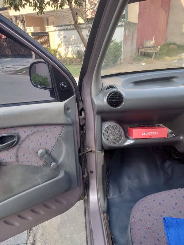 Hyundai Santro 2003, home used, file missing, transfer 100% 9