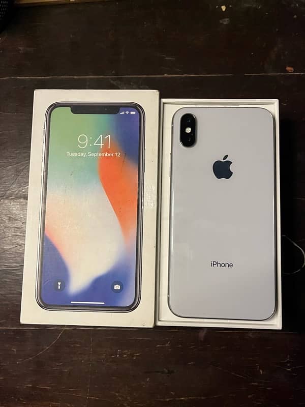 Iphone X 64 gb factory unlocked with box 1