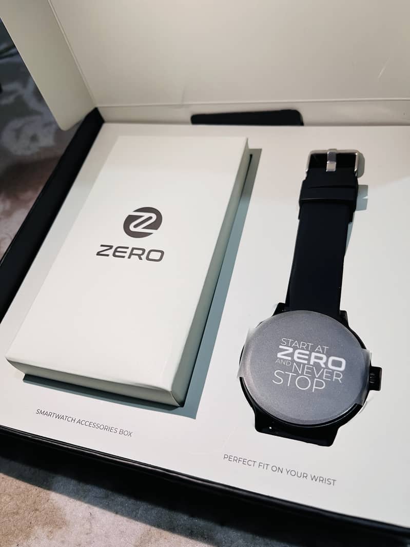 zero life style Luna watch 0