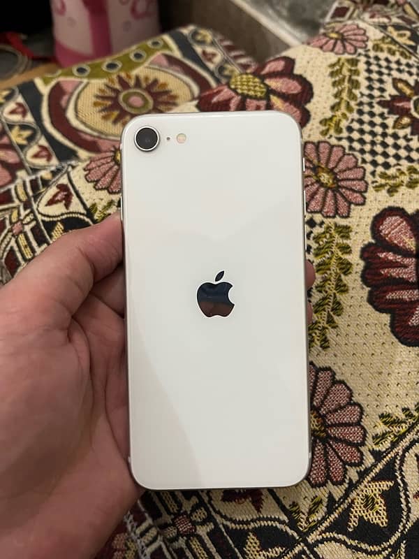 Iphone SE 2020 PTA Approved 8