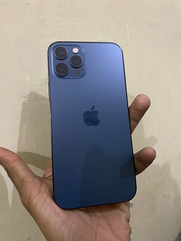 I phone 12 pro WhatsApp 03452675177 0