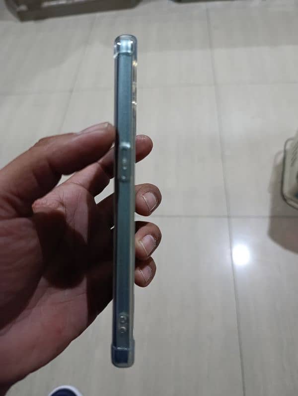 oppo F21 pro 5g in mint condition 1